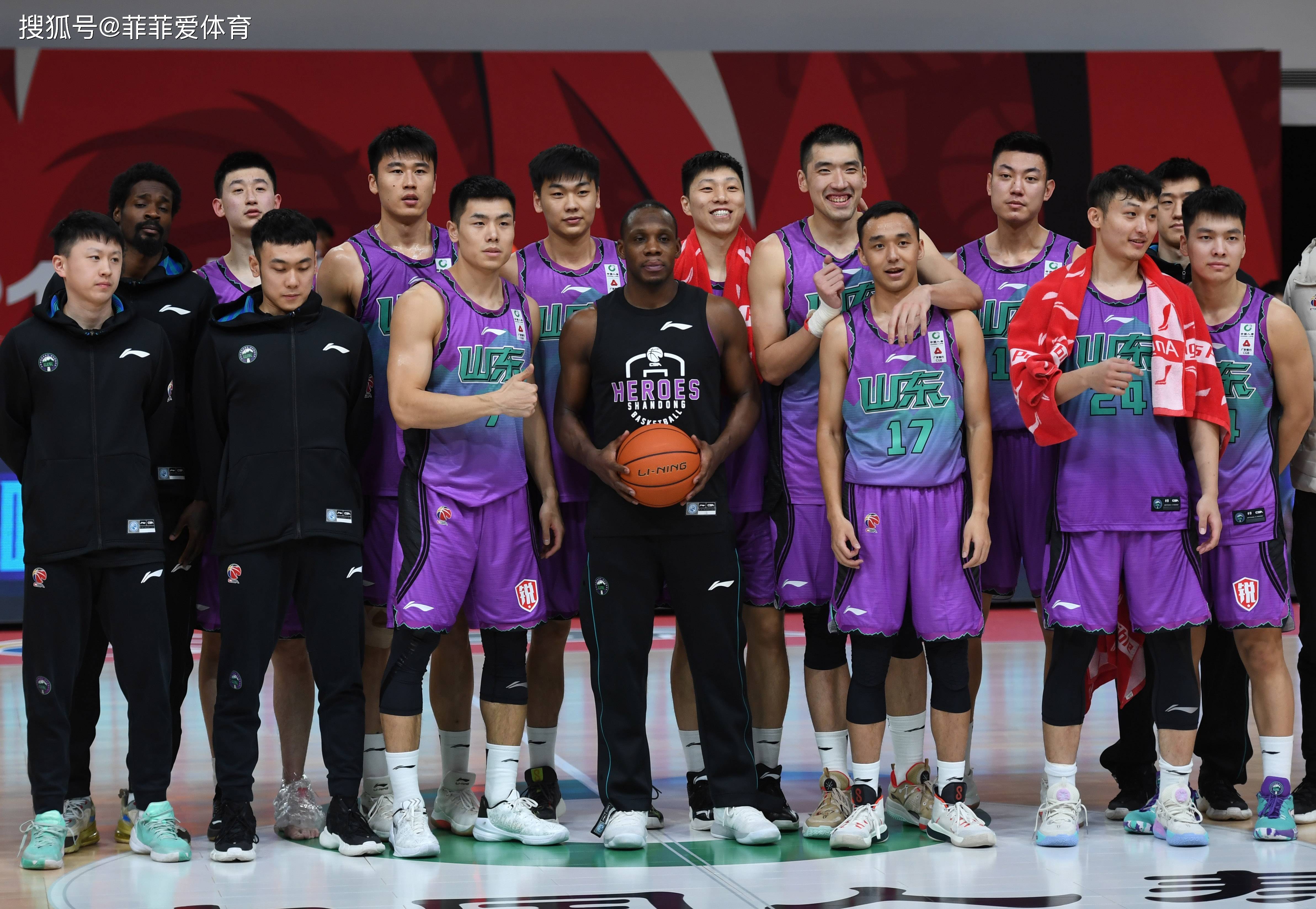 风云突变！山东男篮转会期完成体检；荷甲版图或变；管理层满意；临场指挥获称赞的简单介绍-南宫电竞