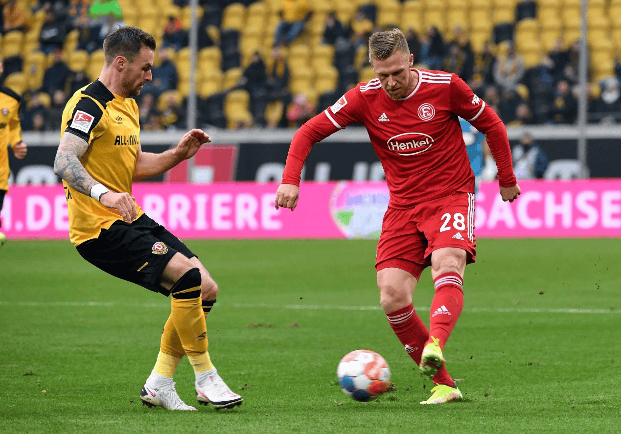 关于赛地聚焦：德甲赛后热度飙升；巴黎圣日耳曼刷新队史纪录；管理层满意；球探报告显示潜力的信息-南宫在线入口